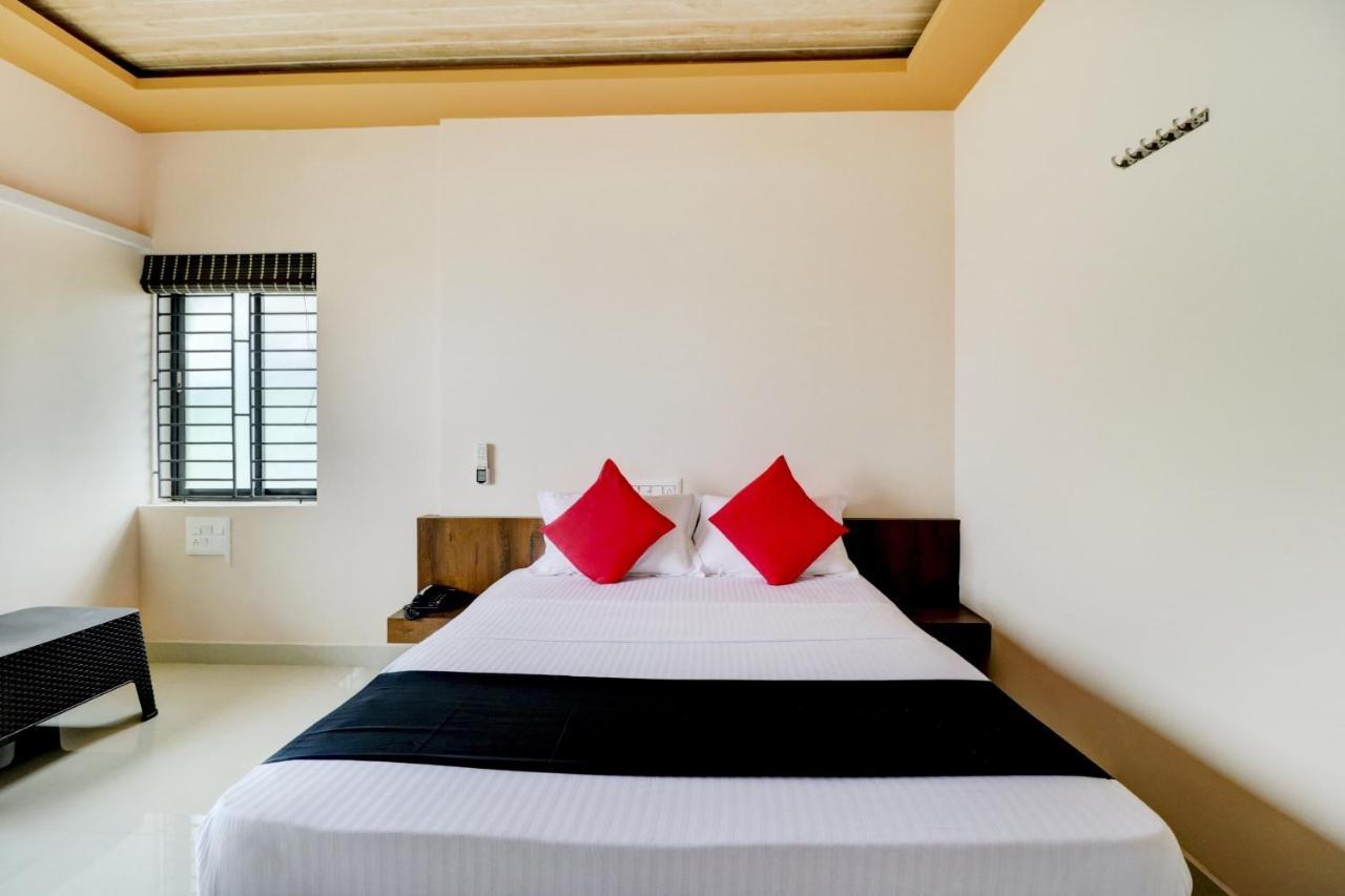 Vaccinated Staff - Capital O 77266 Light House Beach Resort Pangala Εξωτερικό φωτογραφία